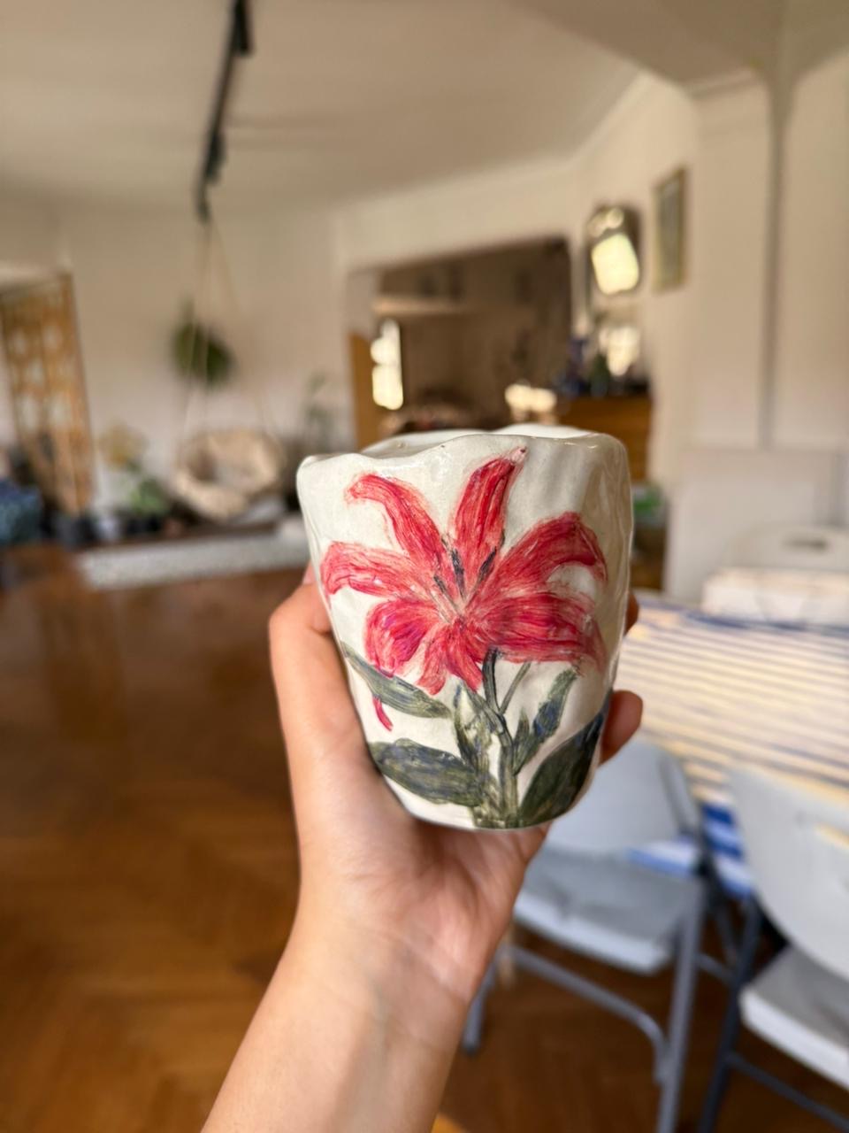 A hug in a mug, make your own mug workshop - 25/07/2026